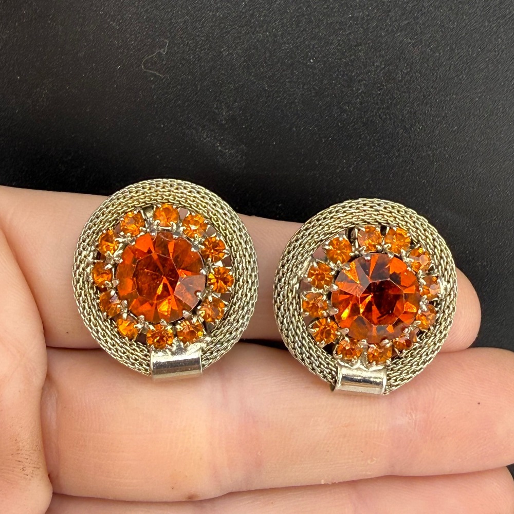 Vintage Weiss Clip On Earrings Orange Rhinestone Aged Gold Tone Cluster
